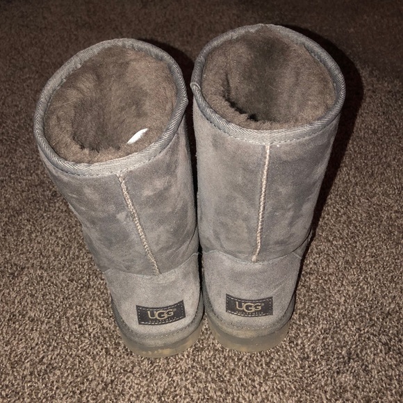 Ugg Classic Short boots sz 9 gray - Picture 2 of 3
